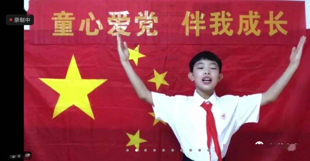 向一个男生表白，他说不算是喜欢，也不是不喜欢？那就是不喜欢游戏画面